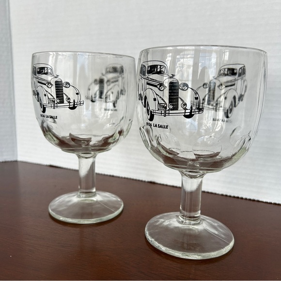 Vintage  "1936 La Salle" Thumbprint Stemmed Goblets Set of 2 Classic Car Barware - Picture 4 of 12
